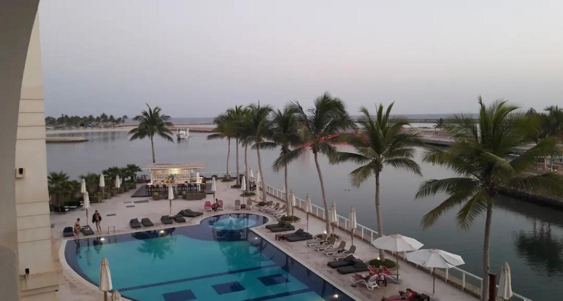 Beachfront With Pool & Stunning View * Salalah